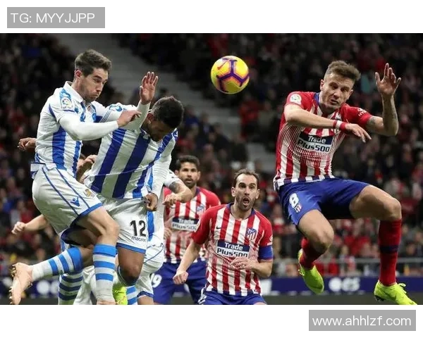 埃因霍温主场迎战赫拉克勒斯期待精彩对决与激烈碰撞