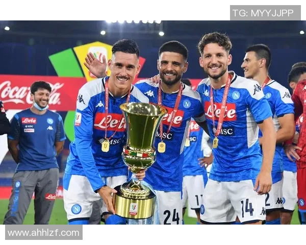 枥木SC迎战秋田蓝色闪电争夺胜利双方全力以赴展现足球魅力