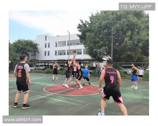 昆山与四川的精彩对决:篮球场上的激情碰撞与战术较量